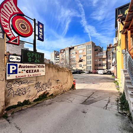 Arta Apartments City Center - With Private Parking Pula Exterior foto