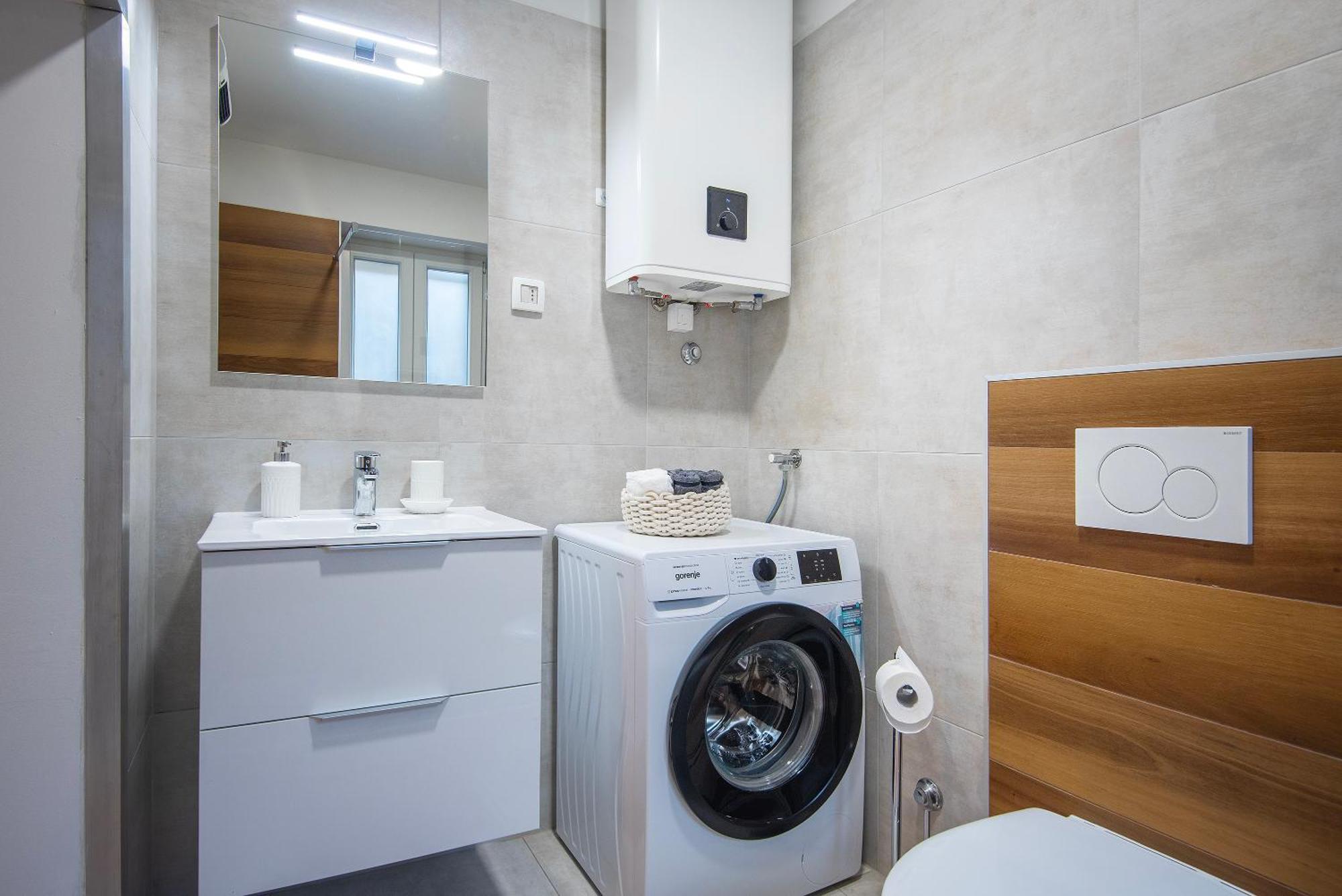 Arta Apartments City Center - With Private Parking Pula Exterior foto