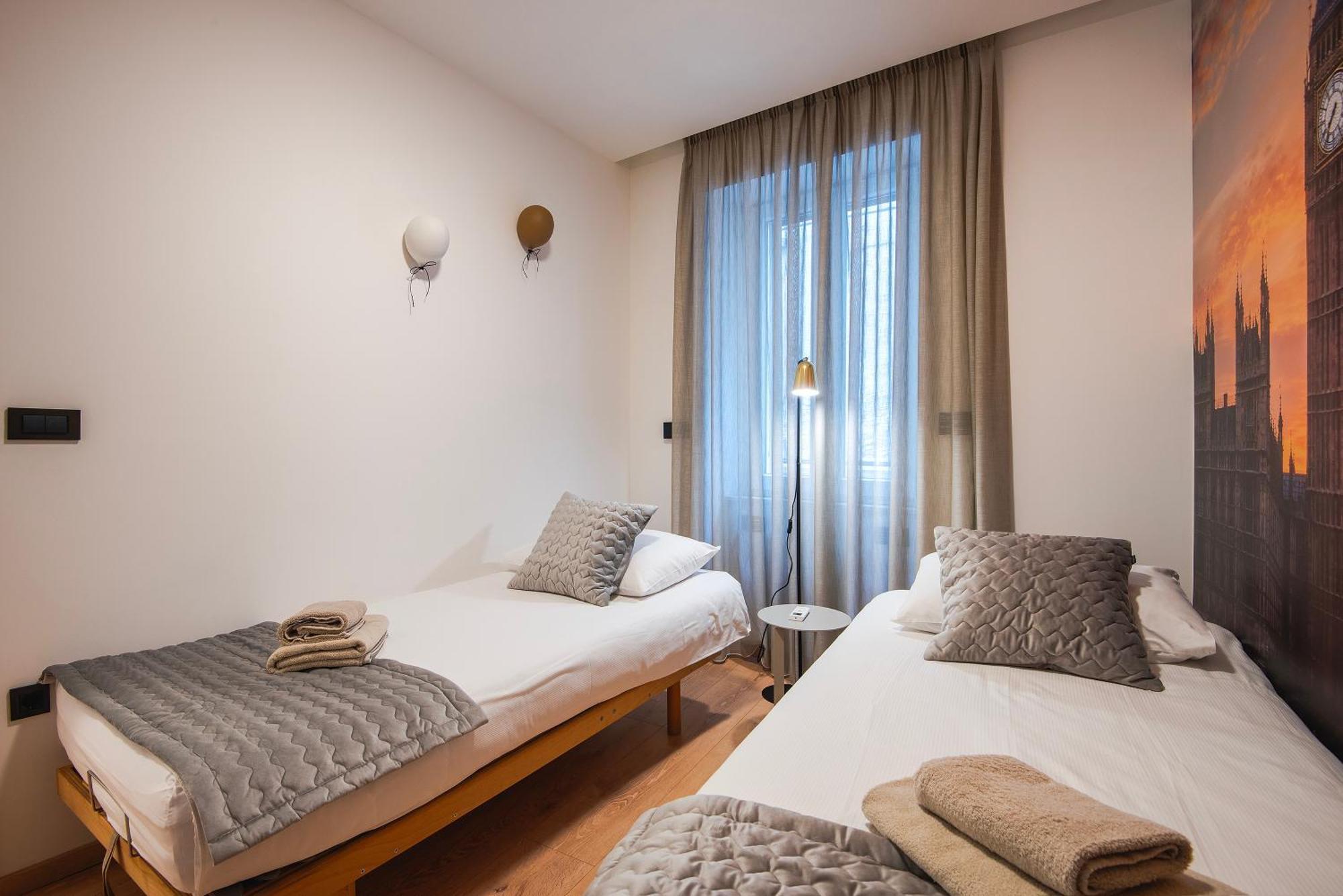 Arta Apartments City Center - With Private Parking Pula Quarto foto